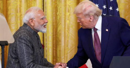 Cú đánh thuế bất ngờ của ông Trump khiến Ấn Độ hoãn đàm phán, cục diện thương mại đảo chiều