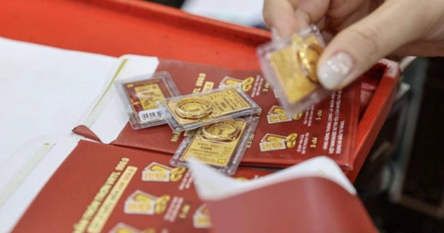 Sáng 25/2: Giá vàng SJC và vàng nhẫn đồng loạt tăng mạnh trước ngày Vía Thần Tài