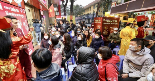 Sàn vàng: Vận hành an toàn hay "sòng bạc" phái sinh?