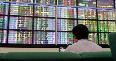 UBCKNN rà soát công ty đại chúng: Ông lớn nào sẽ chịu tác động?