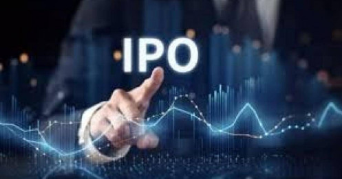 Cú hích nâng hạng khởi động làn sóng IPO mới