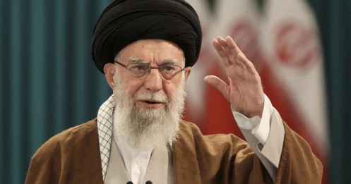 Cuộc đời Lãnh tụ Tối cao Iran quyết đối đầu Mỹ đến cùng