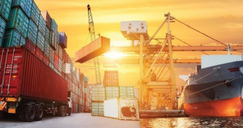 Vì sao chiến tranh Mỹ - Iran lại khiến cổ phiếu ngành vận tải biển hưởng lợi?