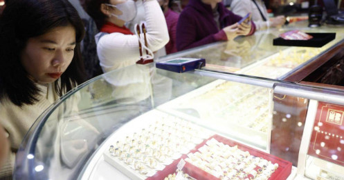 Chiến sự Trung Đông: Nhà đầu tư thận trọng, tránh chạy theo cú tăng ngắn hạn của giá vàng