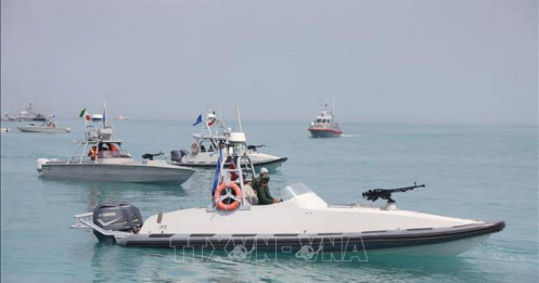 Iran tuyên bố tấn công mọi tàu thuyền qua eo biển Hormuz