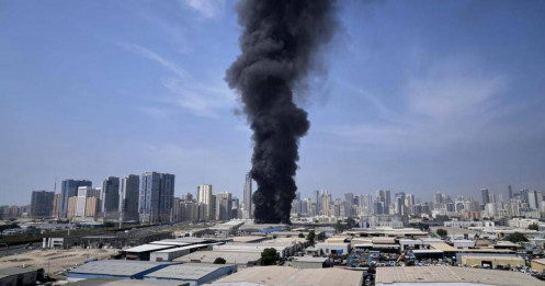 Dubai – Ốc đảo miễn thuế bỗng thành “cơn ác mộng” sau loạt tên lửa Iran