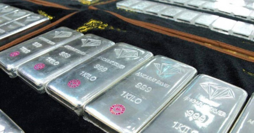 Giá bạc lao dốc bất ngờ, NĐT trở tay không kịp
