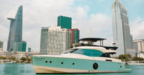 Hạ giá lần 3 vẫn "ế": Du thuyền The Reverie Saigon lại giảm giá sâu