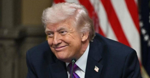 Ông Trump: Chiến dịch tập kích Iran đạt 15 trên 10 điểm