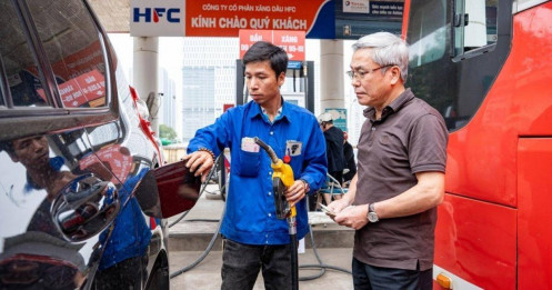 Xăng dầu tăng từ 20% sẽ can thiệp bình ổn