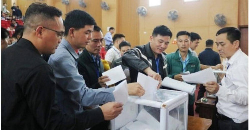 Đất đấu giá phía tây Hà Nội trúng cao nhất gần 16 tỷ đồng