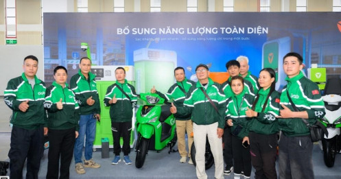 Hà Nội cấm xe xăng, Grab khuyến khích dùng xe điện Trung Quốc, Xanh SM kêu gọi dùng hàng Việt Nam