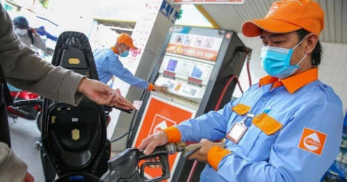 Giá dầu thế giới giảm, vì sao xăng dầu trong nước chưa thể "hạ nhiệt"?