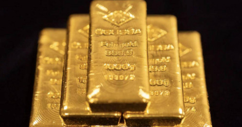 Vàng thế giới tăng gần 2%, vượt mốc 5,200 USD