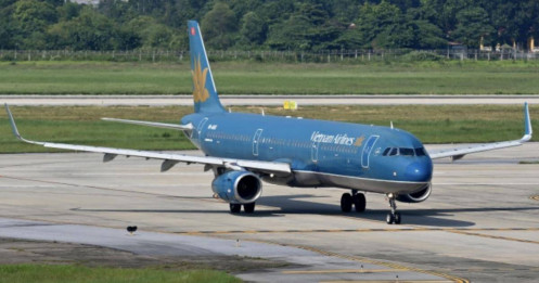 Đề xuất phụ thu nhiên liệu, điều chỉnh giá trần vé máy bay nội địa