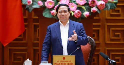 Thủ tướng kêu gọi người dân không hoảng hốt trước tình hình xăng dầu