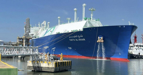 Tàu chở 63.000 tấn LNG rời 'chảo lửa' Trung Đông về tới TPHCM