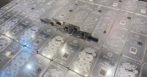 Giá bạc giảm 3 triệu đồng/kg