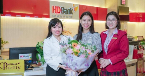 Chủ nhân giải 3 tỷ đồng đã lộ diện, hành trình “Tiết kiệm Tỷ phú” tại HDBank khép lại trong những khoảnh khắc vỡ òa