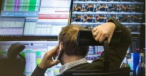 Khối ngoại bán ròng hàng trăm tỷ đồng phiên cuối tuần, cổ phiếu nào bị 'xả' mạnh nhất?