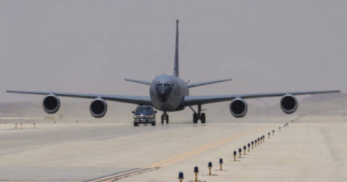 5 máy bay tiếp dầu Mỹ 'trúng đòn tập kích tên lửa Iran'