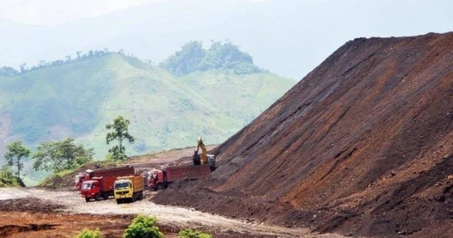 Thép Việt "đứng ngồi không yên" khi giá quặng sắt vọt đỉnh