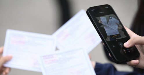 Cảnh báo sau ngày bầu cử: Đăng ảnh thẻ cử tri lên mạng xã hội có thể khiến bạn gặp rủi ro