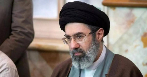 "Lãnh tụ tối cao vẫn đang kiểm soát hoàn toàn tình hình"