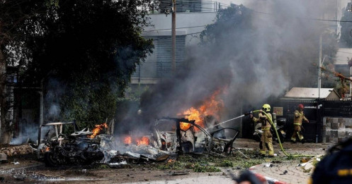 Tên lửa Iran gây thiệt hại cơ sở ngoại giao Mỹ tại Israel