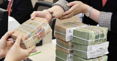 Cuộc đua hút tiền gửi nóng lên: Lãi suất “đặc biệt” đã chạm mốc 9%/năm