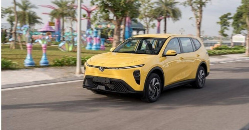 Bàn giao gần 200,000 ô tô điện trong năm 2025, VinFast đạt doanh thu hơn 90,400 tỷ đồng