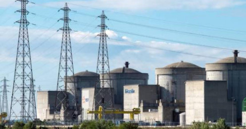 Cuộc cách mạng năng lượng xanh của châu Âu làm giảm bớt cú sốc giá năng lượng ở Iran