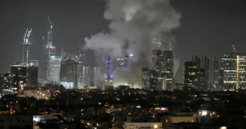 Vì sao Mỹ chưa thể dập tắt lưới lửa Iran?