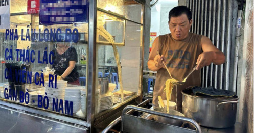Trần tình của chủ quán phở tăng giá 5.000 đồng