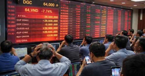 DGC rơi tự do: Trắng bên mua, gần 30 triệu cổ phiếu chờ "giải cứu"