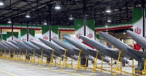Ẩn số kho tên lửa 3.000 quả của Iran