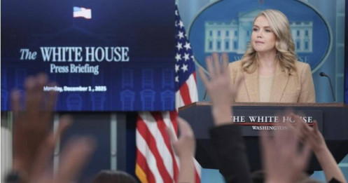 Mỹ bất ngờ phá lệ cũ, "cởi trói" dầu Venezuela