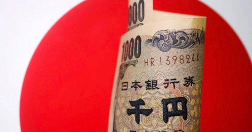 Yen Nhật "rơi tự do"
