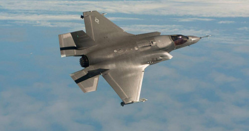 Tiêm kích F-35 Mỹ hạ cánh khẩn, nghi trúng hỏa lực Iran