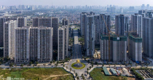 Nghịch lý chung cư mới đua tăng giá dù hàng chuyển nhượng giảm nhiệt