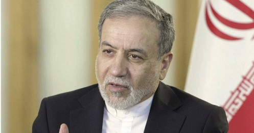 Iran sẵn sàng cho tàu Nhật đi qua eo biển Hormuz