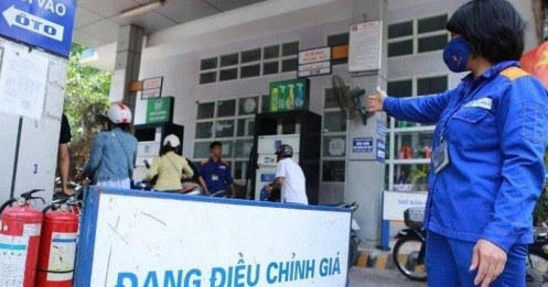 Bóng ma lạm phát trở lại từ túi tiền xăng dầu