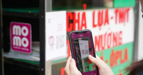Siết ví điện tử: MoMo đưa giải pháp gì khi phải khai báo tài khoản kinh doanh?