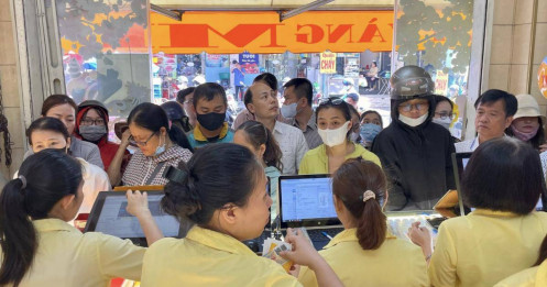 “Thảm họa” vàng: Mua đỉnh, nhà đầu tư mất gần 23 triệu/lượng