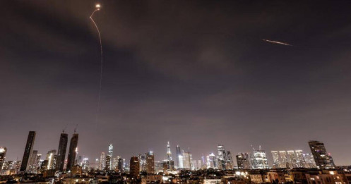 “Tối hậu thư 48 giờ” sắp hết: Điều gì xảy ra nếu Mỹ tấn công lưới điện Iran?