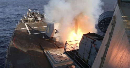 Mỹ tuyên bố “san phẳng” 9.000 mục tiêu Iran, hàng trăm tàu chiến bốc cháy giữa chiến sự Trung Đông