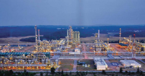 BSR “nghịch lý” giữa giá dầu tăng cao - lợi nhuận lao dốc -58%, cổ phiếu bốc hơi 30% từ đỉnh… cú sập hay cơ hội?