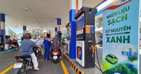 Xăng E10 dự kiến triển khai sớm từ tháng 4/2026: Người dùng xe cũ ghi nhận tín hiệu tích cực