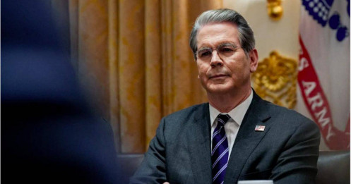 Siêu kế hoạch bảo hiểm của Donald Trump nhằm giải cứu yết hầu Hormuz