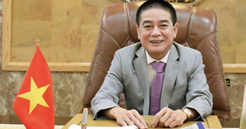 Chiêu bỏ tiền tỷ ngoài sổ sách của Chủ tịch Tập đoàn Rạng Đông